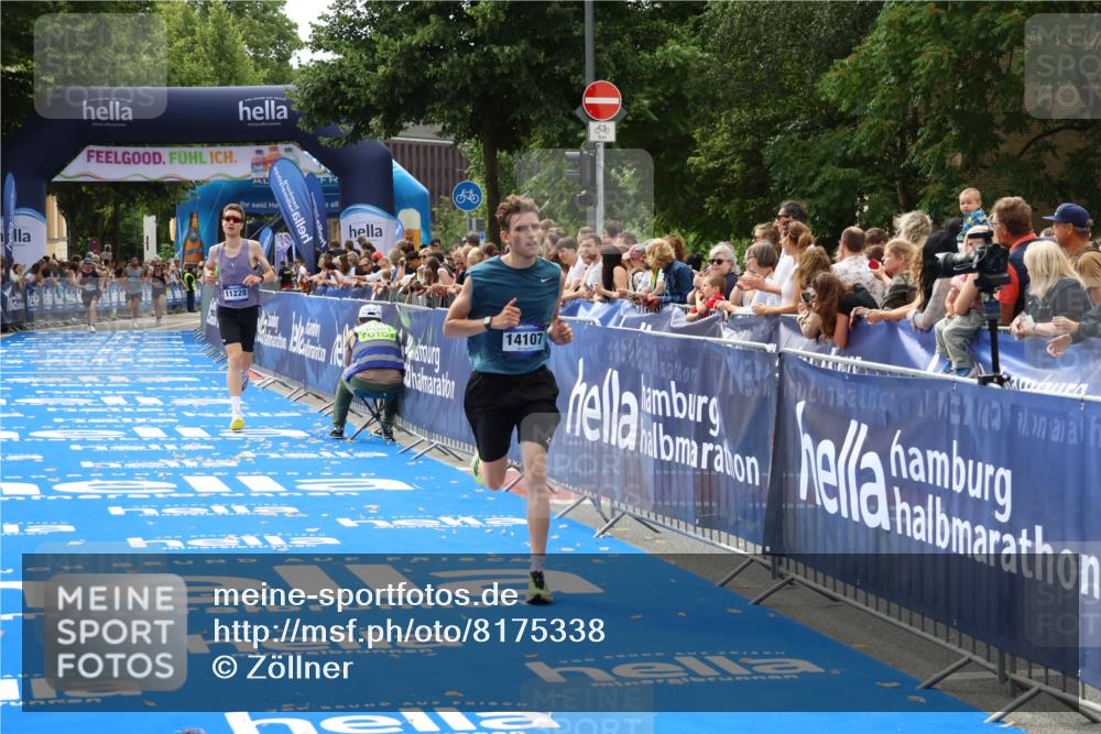 29.06.2025 - hella hamburg halbmarathon Zöllner http://msf.ph/oto/8175338 29.06.2025 10:25:48 Ziel 11228, 14107 meine-sportfotos.de