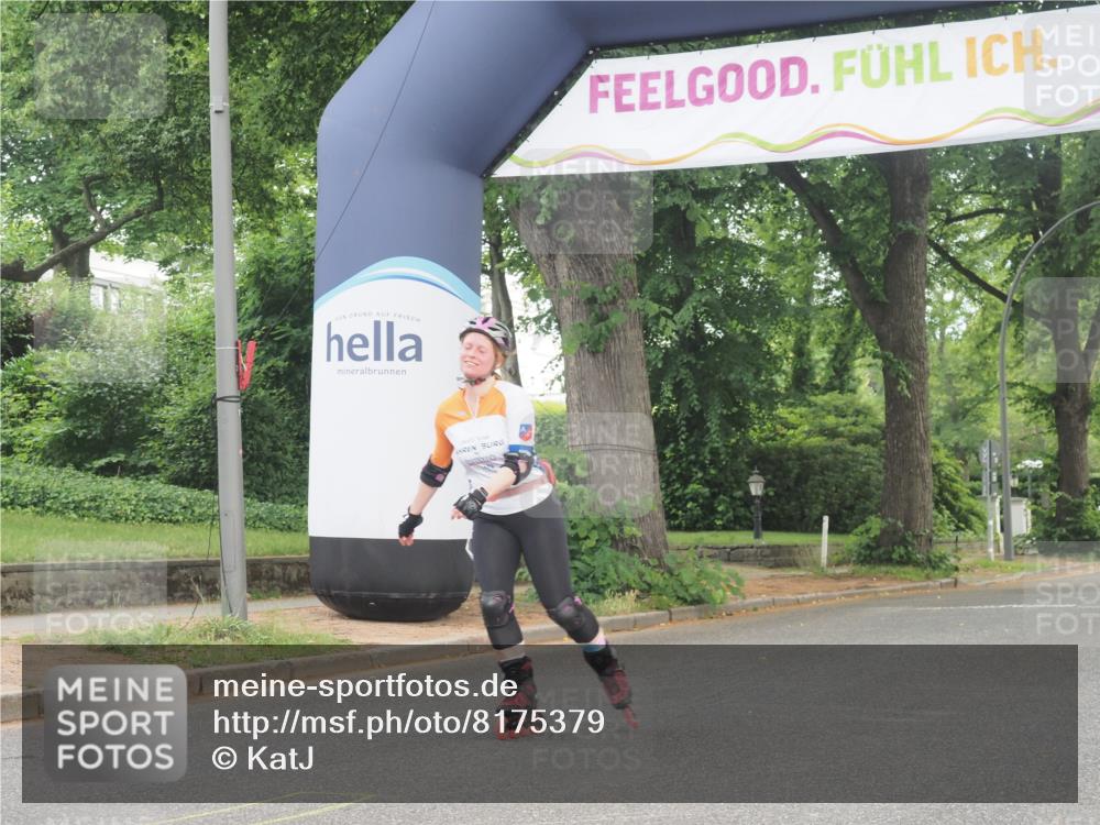 29.06.2025 - hella hamburg halbmarathon KatJ http://msf.ph/oto/8175379 29.06.2025 09:20:44 Zwischen KM18-KM19  meine-sportfotos.de