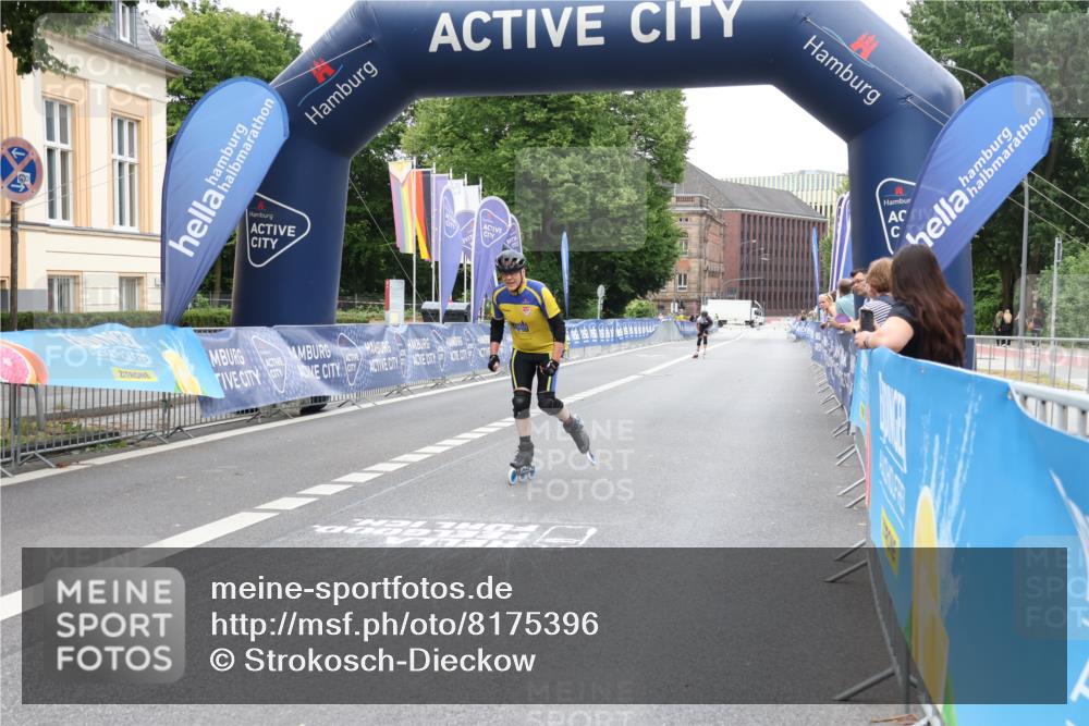 29.06.2025 - hella hamburg halbmarathon Strokosch-Dieckow http://msf.ph/oto/8175396 29.06.2025 09:16:42 Ziel 20357, 20473 meine-sportfotos.de