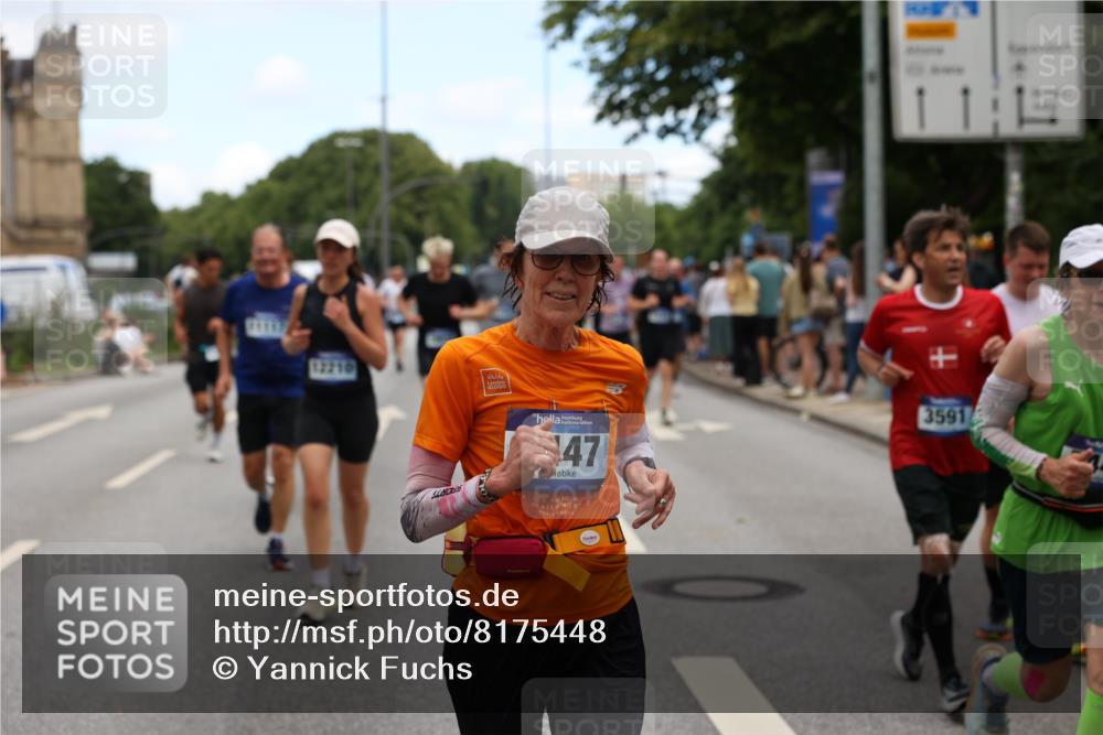 29.06.2025 - hella hamburg halbmarathon Yannick Fuchs http://msf.ph/oto/8175448 29.06.2025 11:19:49 20KM 1115, 1294, 1747, 1853, 3003, 3591, 3592, 4198, 5178, 5759, 5929, 5930, 6160, 6249, 7276, 7446, 7447, 7529, 7919, 8127, 8433, 8799, 11117, 11603, 12041, 12210, 12278, 12384, 14095, 14496, 14499, 14779, 15104, 15114, 16421, 16422, 16487, 16565, 16566, 16838, 17238, 17299, 17414, 17416, 17804, 17857, 18105, 18170, 18409, 18825, 18851, 18865, 18949, 19124, 19125 meine-sportfotos.de