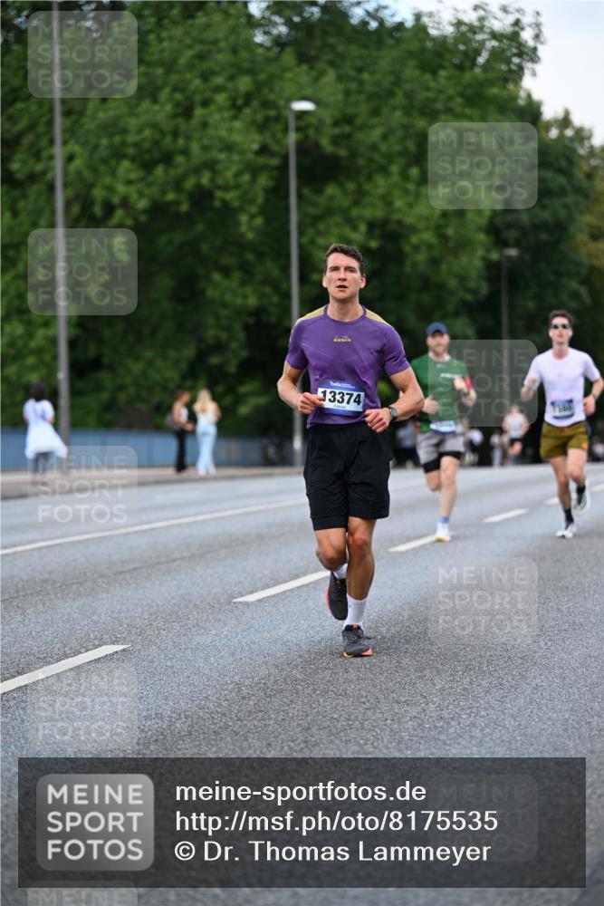 29.06.2025 - hella hamburg halbmarathon Dr. Thomas Lammeyer http://msf.ph/oto/8175535 29.06.2025 09:46:32 Kennedybrücke 1271, 2075, 6090, 7380, 9565, 9767, 10867 meine-sportfotos.de