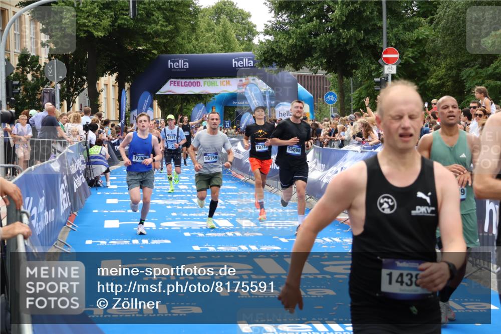 29.06.2025 - hella hamburg halbmarathon Zöllner http://msf.ph/oto/8175591 29.06.2025 10:37:30 Ziel 2767, 5042, 6047, 9017, 9914, 12739, 13372, 15888, 17306, 18159, 18723 meine-sportfotos.de