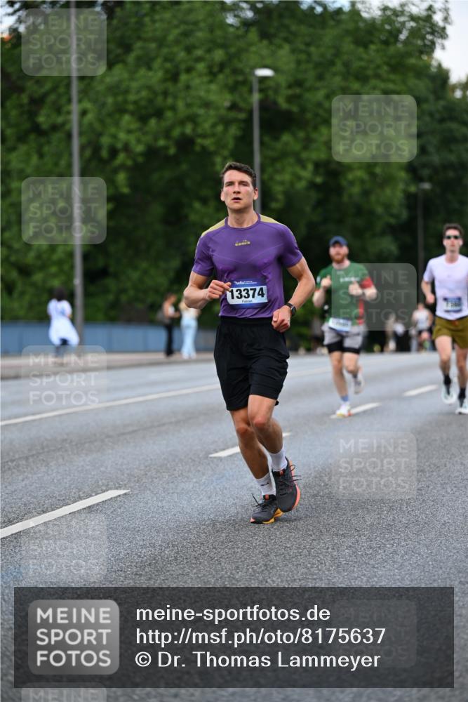 29.06.2025 - hella hamburg halbmarathon Dr. Thomas Lammeyer http://msf.ph/oto/8175637 29.06.2025 09:46:33 Kennedybrücke 1271, 2075, 6090, 7380, 9565, 9767, 10867 meine-sportfotos.de