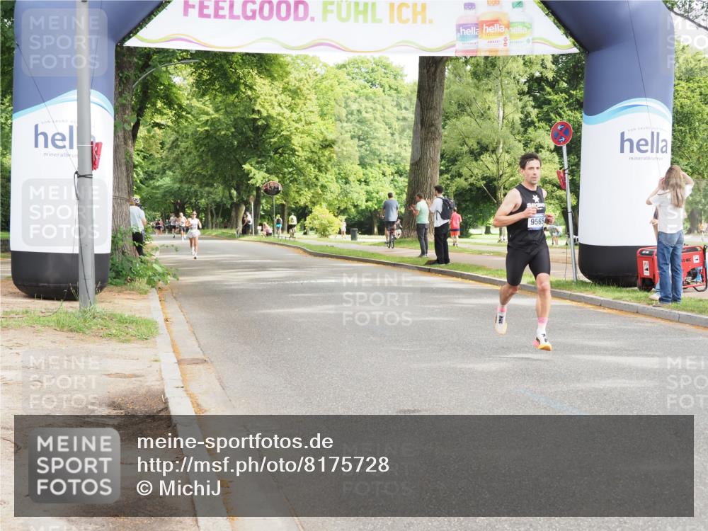 29.06.2025 - hella hamburg halbmarathon MichiJ http://msf.ph/oto/8175728 29.06.2025 10:16:08 Zwischen KM18-KM19 12641, 16615 meine-sportfotos.de