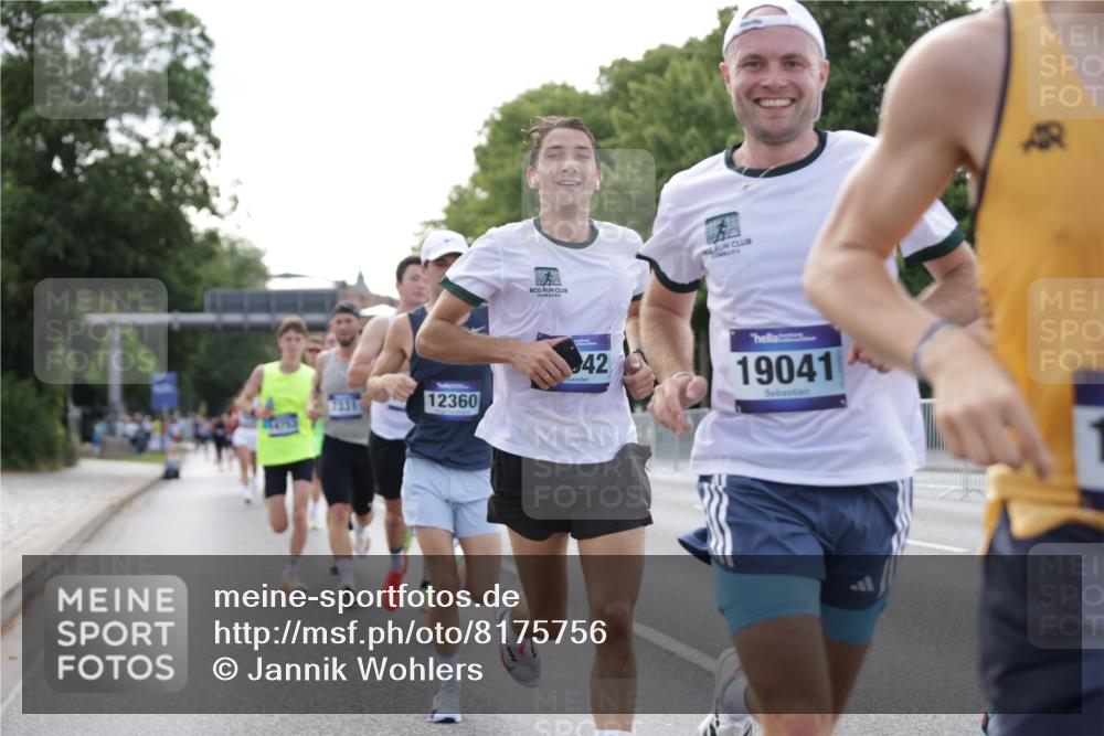 29.06.2025 - hella hamburg halbmarathon Jannik Wohlers http://msf.ph/oto/8175756 29.06.2025 09:42:17 Lombardsbrücke 5612, 7331, 7855, 9269, 10468, 11078, 11228, 12360, 13872, 13913, 14753, 14836, 16615, 17614, 19041, 19042, 19050, 19078 meine-sportfotos.de