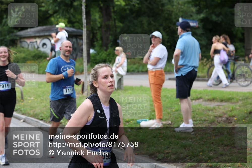 29.06.2025 - hella hamburg halbmarathon Yannick Fuchs http://msf.ph/oto/8175759 29.06.2025 11:20:00 20KM 1005, 1115, 1477, 1747, 1853, 3003, 3591, 3592, 3781, 4198, 5178, 5290, 6160, 6270, 6663, 7276, 7446, 7529, 7919, 7980, 8127, 8146, 8433, 8799, 8920, 9104, 9483, 11117, 11247, 11248, 11603, 11989, 12043, 12210, 14053, 14095, 14496, 14499, 14779, 14801, 15114, 16171, 16421, 16422, 16451, 16487, 16504, 16565, 16566, 16801, 17148, 17414, 17804, 17857, 18105, 18170, 18409, 18825, 18865, 19124, 19125 meine-sportfotos.de