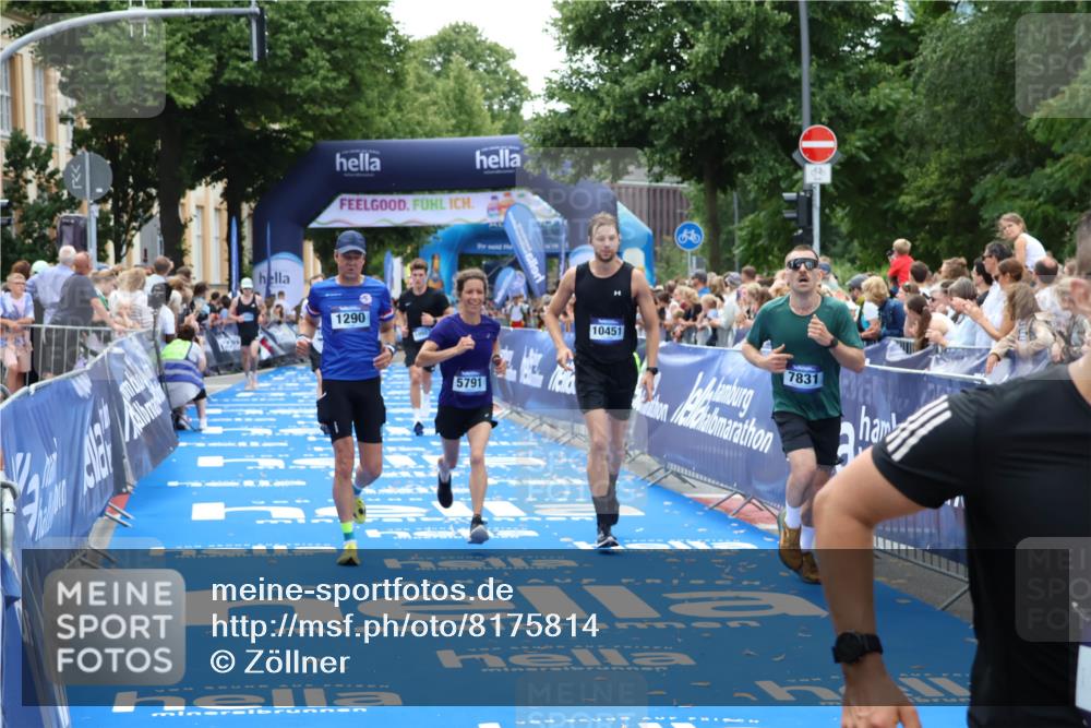 29.06.2025 - hella hamburg halbmarathon Zöllner http://msf.ph/oto/8175814 29.06.2025 10:37:39 Ziel 1290, 5791, 7831, 10451, 10922, 11106, 14934, 18193, 18216 meine-sportfotos.de