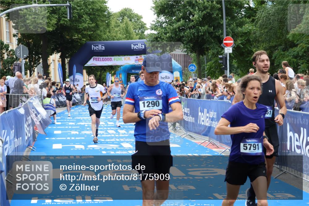 29.06.2025 - hella hamburg halbmarathon Zöllner http://msf.ph/oto/8175909 29.06.2025 10:37:41 Ziel 1290, 1505, 5791, 10451, 10922, 11106, 14934, 18193, 18216 meine-sportfotos.de