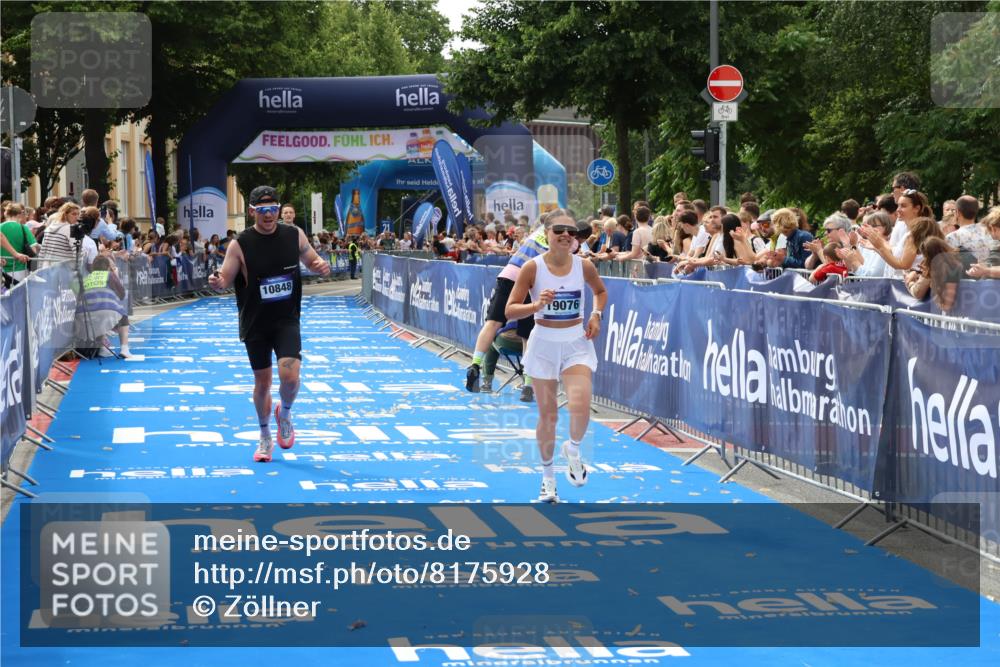 29.06.2025 - hella hamburg halbmarathon Zöllner http://msf.ph/oto/8175928 29.06.2025 10:26:47 Ziel 1065, 10848, 19076 meine-sportfotos.de