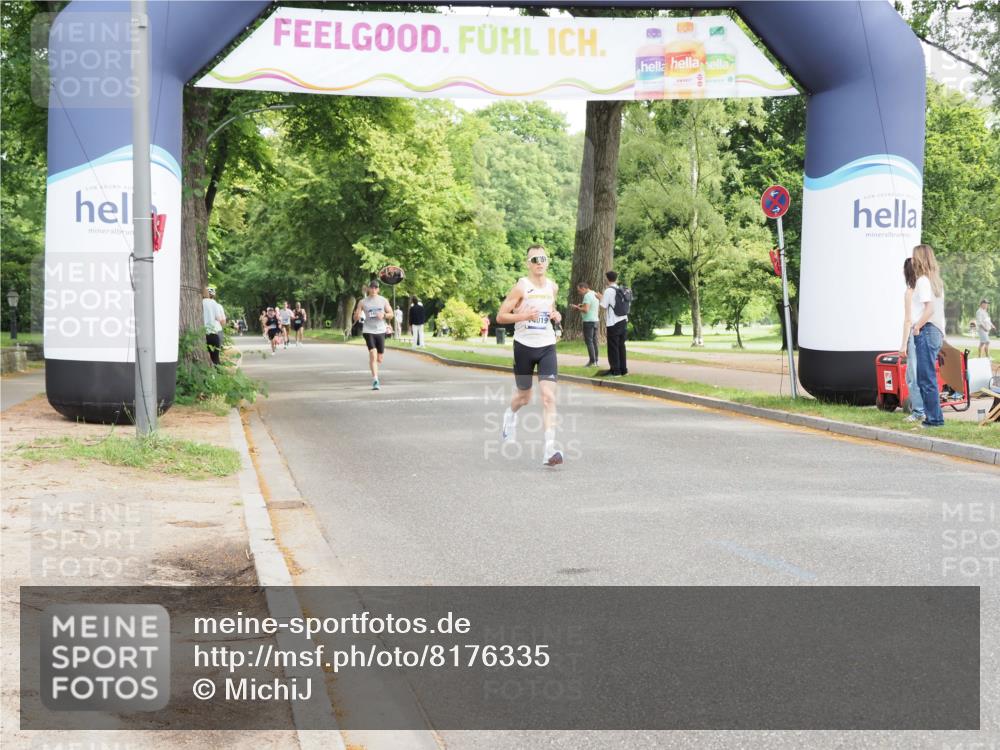 29.06.2025 - hella hamburg halbmarathon MichiJ http://msf.ph/oto/8176335 29.06.2025 10:16:23 Zwischen KM18-KM19 19076 meine-sportfotos.de