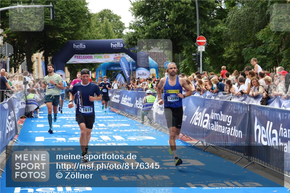 29.06.2025 - hella hamburg halbmarathon Zöllner http://msf.ph/oto/8176345 29.06.2025 10:37:51 Ziel 1615, 2196, 2404, 9171, 13148, 13595, 18276, 18277, 18529 meine-sportfotos.de