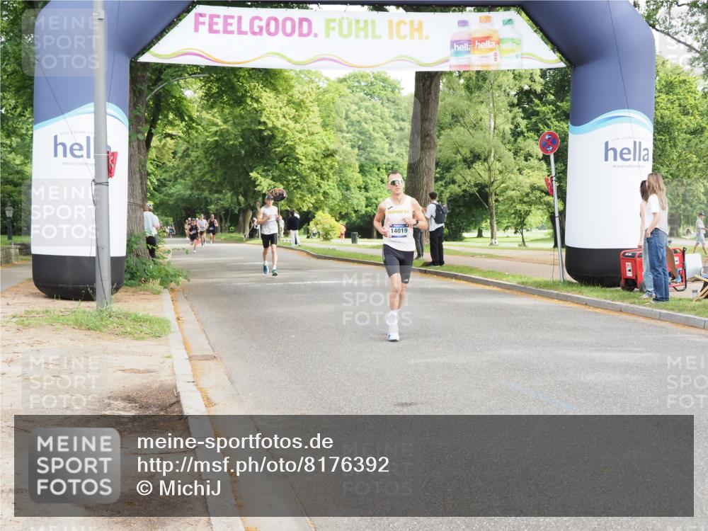 29.06.2025 - hella hamburg halbmarathon MichiJ http://msf.ph/oto/8176392 29.06.2025 10:16:23 Zwischen KM18-KM19 19076 meine-sportfotos.de