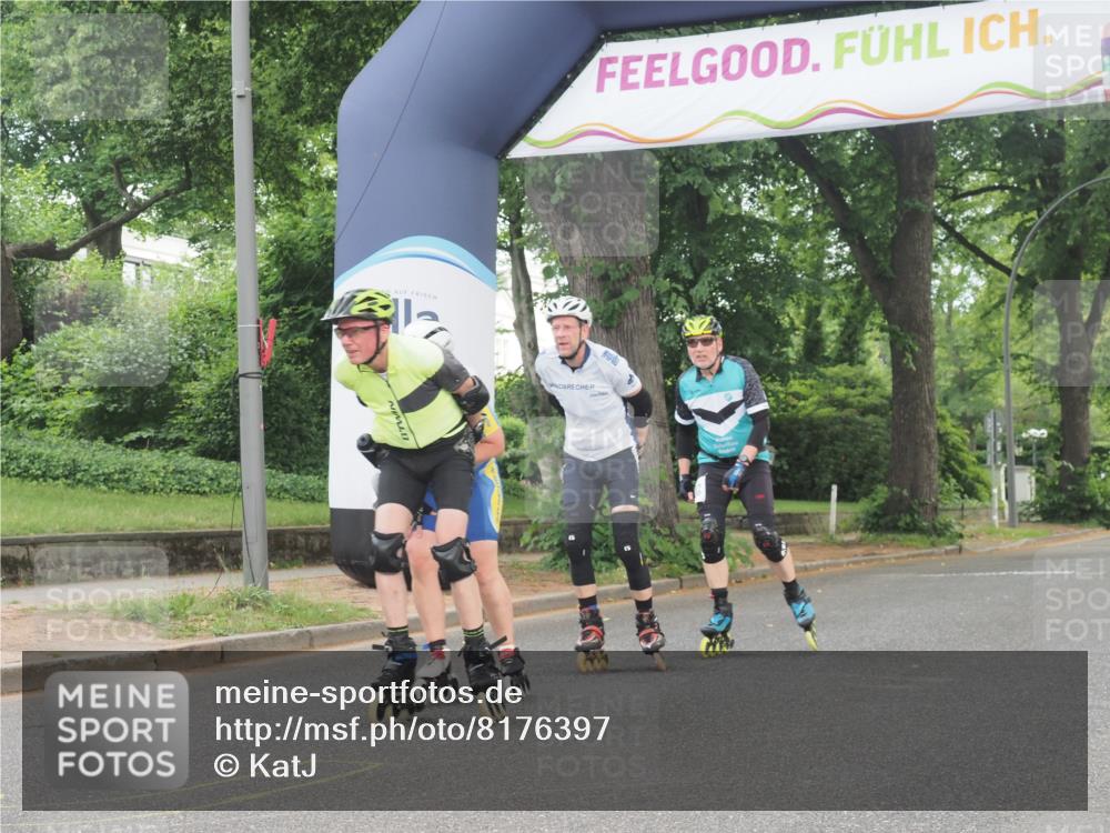 29.06.2025 - hella hamburg halbmarathon KatJ http://msf.ph/oto/8176397 29.06.2025 09:21:14 Zwischen KM18-KM19  meine-sportfotos.de