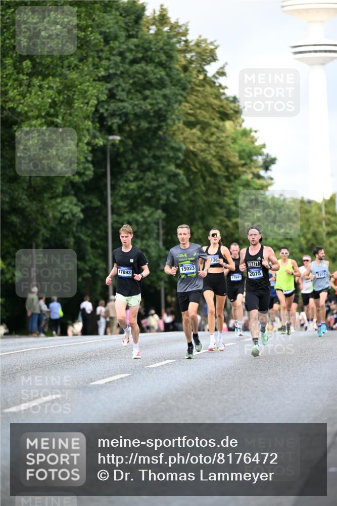 29.06.2025 - hella hamburg halbmarathon Dr. Thomas Lammeyer http://msf.ph/oto/8176472 29.06.2025 09:46:44 Kennedybrücke 2075, 2180, 2203, 2483, 6090, 7380, 8318, 8376, 9804, 10351 meine-sportfotos.de
