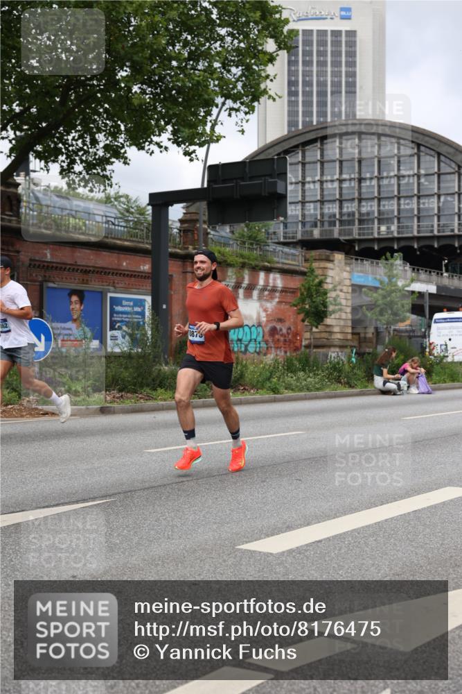 29.06.2025 - hella hamburg halbmarathon Yannick Fuchs http://msf.ph/oto/8176475 29.06.2025 10:27:27 20KM 1707, 1990, 5070, 5746, 6358, 7845, 7965, 8062, 8883, 9047, 10484, 10876, 11150, 11169, 11745, 11877, 11929, 13199, 13686, 13961, 14028, 14276, 14293, 15054, 15826, 16425, 16619, 16957, 18135, 18562, 18563 meine-sportfotos.de