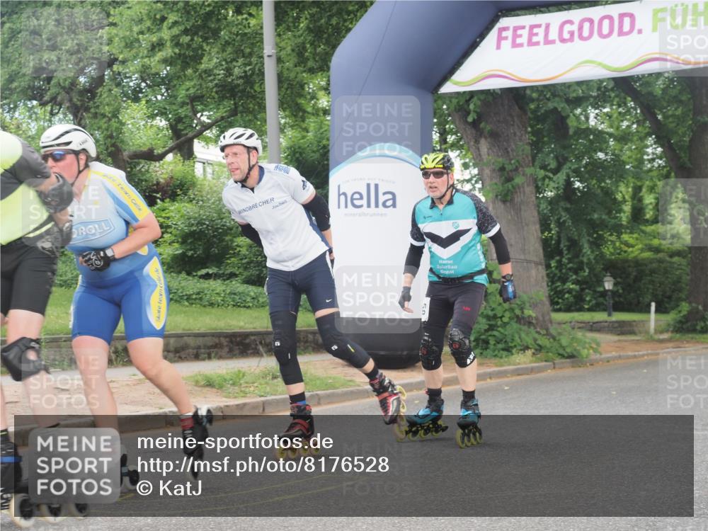 29.06.2025 - hella hamburg halbmarathon KatJ http://msf.ph/oto/8176528 29.06.2025 09:21:14 Zwischen KM18-KM19  meine-sportfotos.de