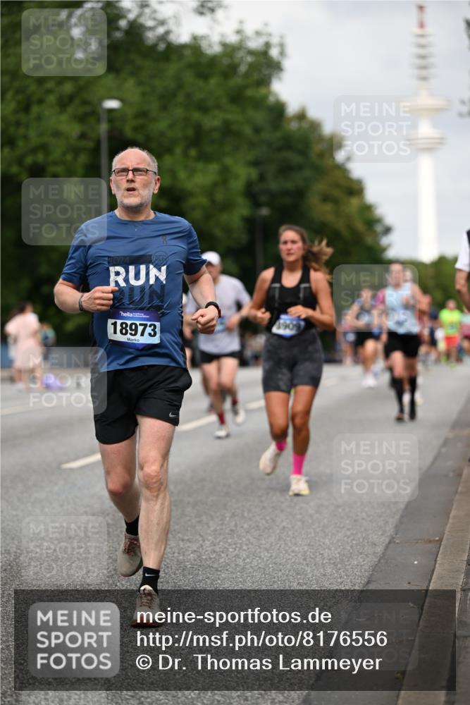 29.06.2025 - hella hamburg halbmarathon Dr. Thomas Lammeyer http://msf.ph/oto/8176556 29.06.2025 10:10:12 Kennedybrücke 1229, 1830, 1842, 2471, 2624, 3062, 4169, 4542, 5762, 6014, 7302, 7741, 8049, 8290, 8744, 8894, 8909, 9477, 9917, 10214, 10343, 10781, 10791, 10998 meine-sportfotos.de