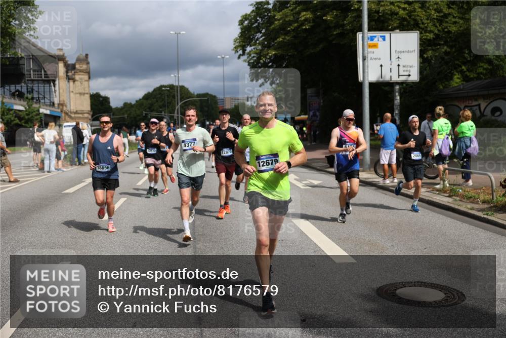 29.06.2025 - hella hamburg halbmarathon Yannick Fuchs http://msf.ph/oto/8176579 29.06.2025 10:41:56 20KM 51, 1592, 1604, 1613, 1696, 2284, 2708, 2839, 2864, 2869, 2953, 3976, 4377, 4528, 5022, 6009, 6134, 6168, 6716, 7599, 7962, 8234, 8693, 9544, 9626, 10969, 10988, 11283, 12679, 12685, 12870, 13672, 14618, 14619, 14730, 15333, 15350, 15478, 15479, 17172, 17451, 17905, 17915, 17979, 18104, 18430, 18758, 18856, 18922, 18974, 19181 meine-sportfotos.de