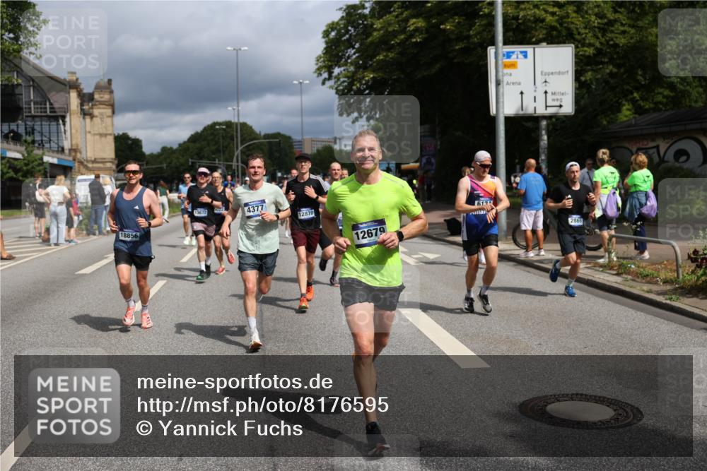 29.06.2025 - hella hamburg halbmarathon Yannick Fuchs http://msf.ph/oto/8176595 29.06.2025 10:41:56 20KM 51, 1592, 1604, 1613, 1696, 2284, 2708, 2839, 2864, 2869, 2953, 3976, 4377, 4528, 5022, 6009, 6134, 6168, 6716, 7599, 7962, 8234, 8693, 9544, 9626, 10969, 10988, 11283, 12679, 12685, 12870, 13672, 14618, 14619, 14730, 15333, 15350, 15478, 15479, 17172, 17451, 17905, 17915, 17979, 18104, 18430, 18758, 18856, 18922, 18974, 19181 meine-sportfotos.de