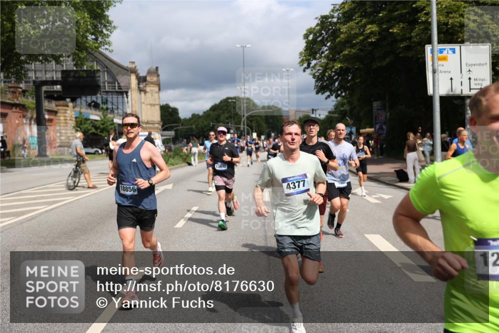 29.06.2025 - hella hamburg halbmarathon Yannick Fuchs http://msf.ph/oto/8176630 29.06.2025 10:41:57 20KM 51, 1604, 1613, 1696, 2284, 2708, 2839, 2864, 2869, 2953, 3976, 4377, 4528, 5022, 6009, 6134, 6168, 6716, 7599, 7962, 8234, 8693, 9544, 9626, 10969, 10988, 11283, 12679, 12685, 12870, 13007, 13672, 13948, 14618, 14619, 14730, 15333, 15350, 15478, 15479, 17172, 17451, 17905, 17915, 17979, 18104, 18430, 18758, 18856, 18922, 18974, 19181 meine-sportfotos.de