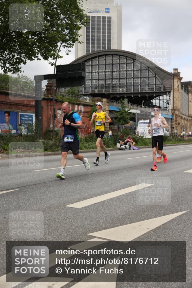 29.06.2025 - hella hamburg halbmarathon Yannick Fuchs http://msf.ph/oto/8176712 29.06.2025 10:27:38 20KM 1990, 4463, 6358, 8062, 11169, 11745, 11877, 12899, 12987, 13199, 13686, 13961, 14028, 14276, 14908, 15054, 16425, 16619, 17151, 18562, 19059 meine-sportfotos.de