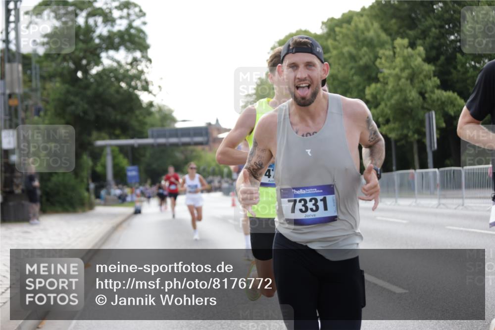 29.06.2025 - hella hamburg halbmarathon Jannik Wohlers http://msf.ph/oto/8176772 29.06.2025 09:42:19 Lombardsbrücke 5612, 7331, 7855, 9269, 10468, 11078, 11228, 12360, 13872, 13913, 14753, 14836, 16615, 17614, 18740, 19041, 19042, 19050, 19076, 19078 meine-sportfotos.de