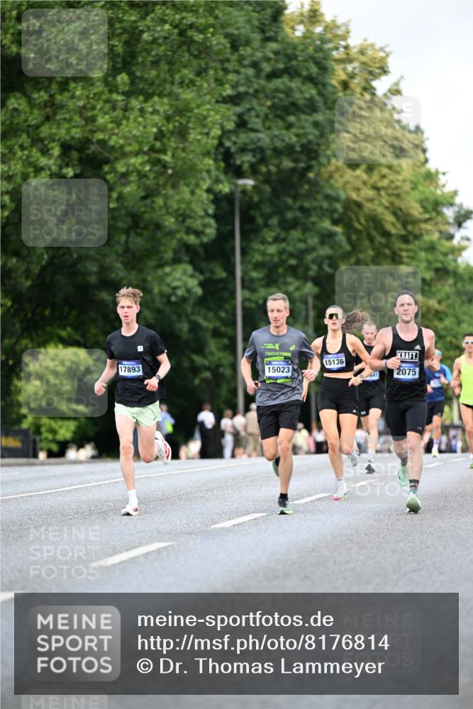 29.06.2025 - hella hamburg halbmarathon Dr. Thomas Lammeyer http://msf.ph/oto/8176814 29.06.2025 09:46:45 Kennedybrücke 2075, 2180, 2203, 2483, 6090, 7380, 8318, 8376, 9804, 10351 meine-sportfotos.de