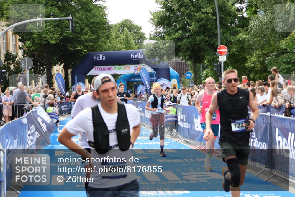 29.06.2025 - hella hamburg halbmarathon Zöllner http://msf.ph/oto/8176855 29.06.2025 10:38:06 Ziel 7229, 8091, 9944, 11049, 11952, 12915, 13900, 14274, 15303, 15382, 16698 meine-sportfotos.de