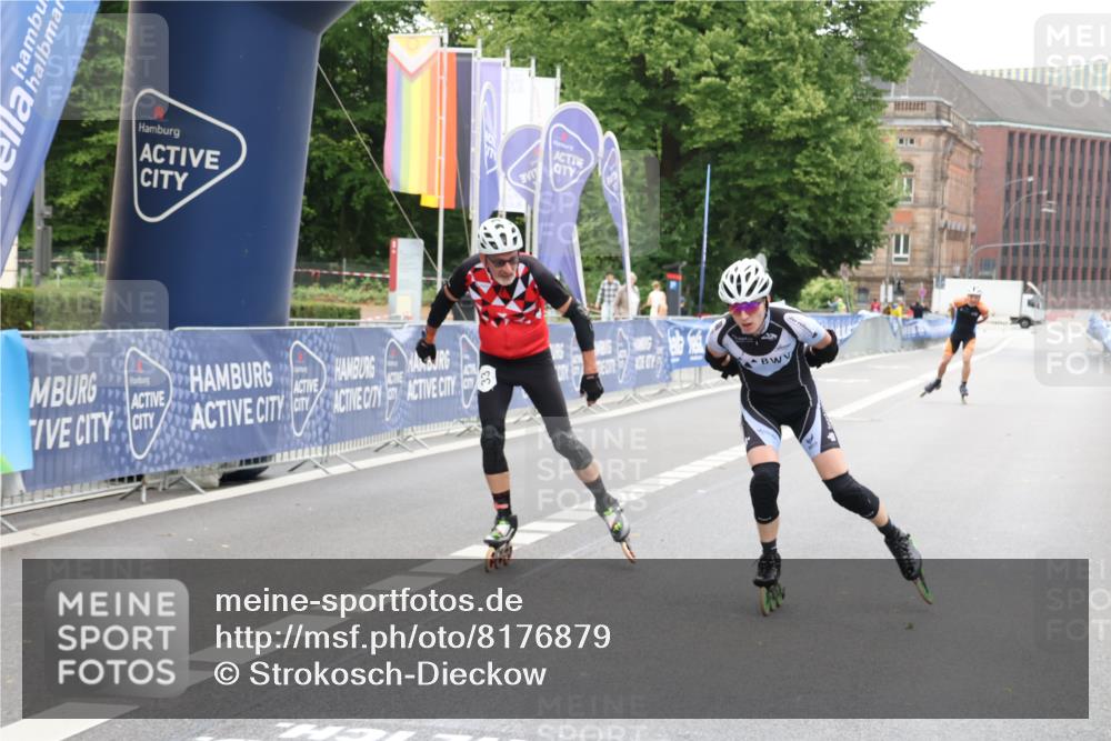 29.06.2025 - hella hamburg halbmarathon Strokosch-Dieckow http://msf.ph/oto/8176879 29.06.2025 09:17:34 Ziel 20004, 20033, 20543 meine-sportfotos.de