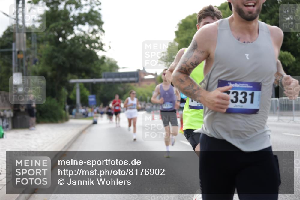 29.06.2025 - hella hamburg halbmarathon Jannik Wohlers http://msf.ph/oto/8176902 29.06.2025 09:42:20 Lombardsbrücke 5612, 7331, 7855, 9269, 10468, 11078, 11228, 12360, 13872, 13913, 14753, 14836, 16615, 17614, 18740, 19041, 19042, 19050, 19076, 19078 meine-sportfotos.de
