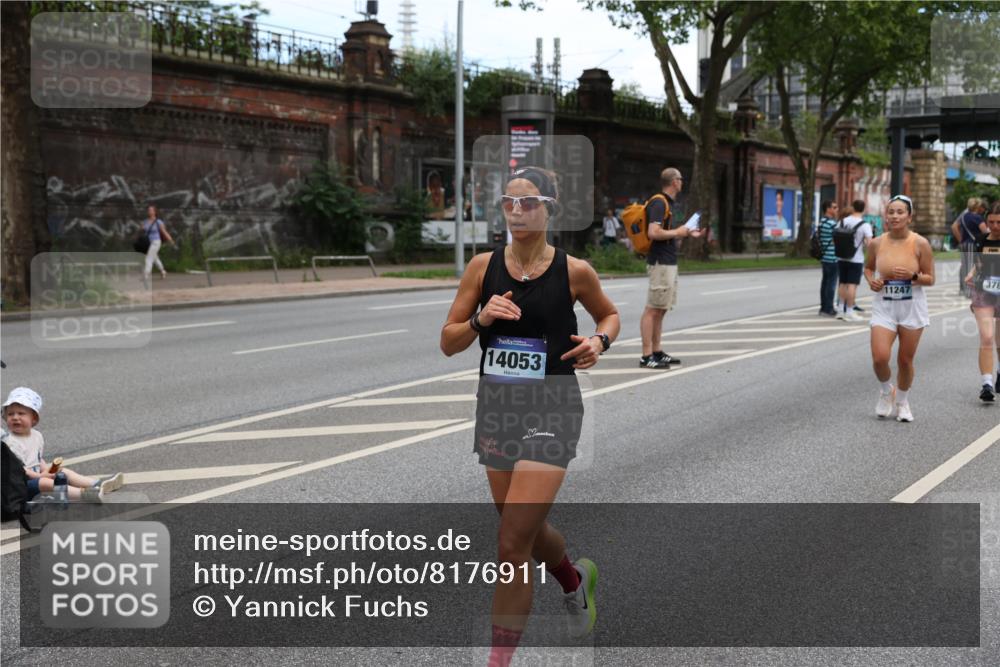 29.06.2025 - hella hamburg halbmarathon Yannick Fuchs http://msf.ph/oto/8176911 29.06.2025 11:20:17 20KM 1005, 1477, 2305, 2479, 3768, 3781, 4194, 4819, 5122, 5290, 5767, 5814, 6270, 6663, 7351, 7375, 7980, 8115, 8146, 8297, 8799, 8920, 9104, 9141, 9483, 9716, 11247, 11248, 11610, 11989, 12043, 12537, 14008, 14053, 14095, 14726, 14801, 14894, 16171, 16240, 16421, 16422, 16451, 16504, 16676, 16801, 17148, 17529, 17853, 18385, 18409, 18865, 19124 meine-sportfotos.de