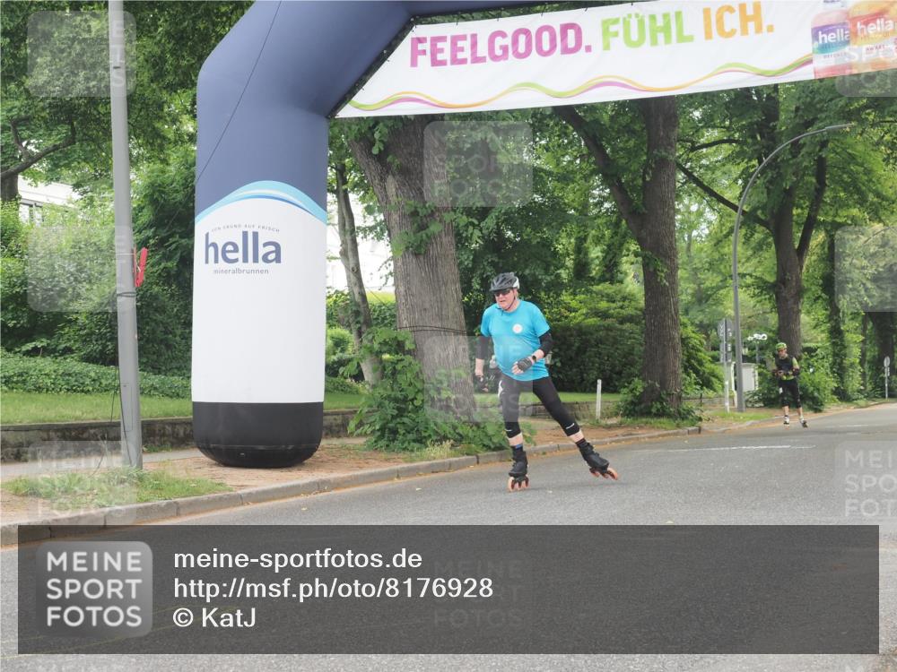 29.06.2025 - hella hamburg halbmarathon KatJ http://msf.ph/oto/8176928 29.06.2025 09:21:22 Zwischen KM18-KM19  meine-sportfotos.de
