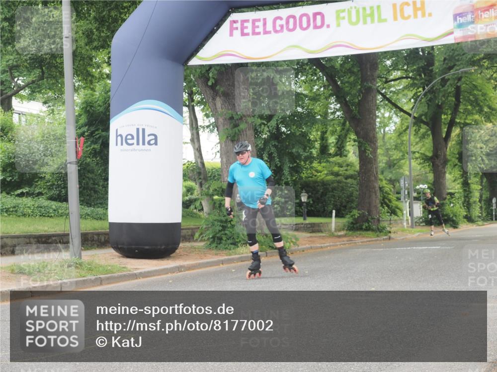 29.06.2025 - hella hamburg halbmarathon KatJ http://msf.ph/oto/8177002 29.06.2025 09:21:22 Zwischen KM18-KM19  meine-sportfotos.de