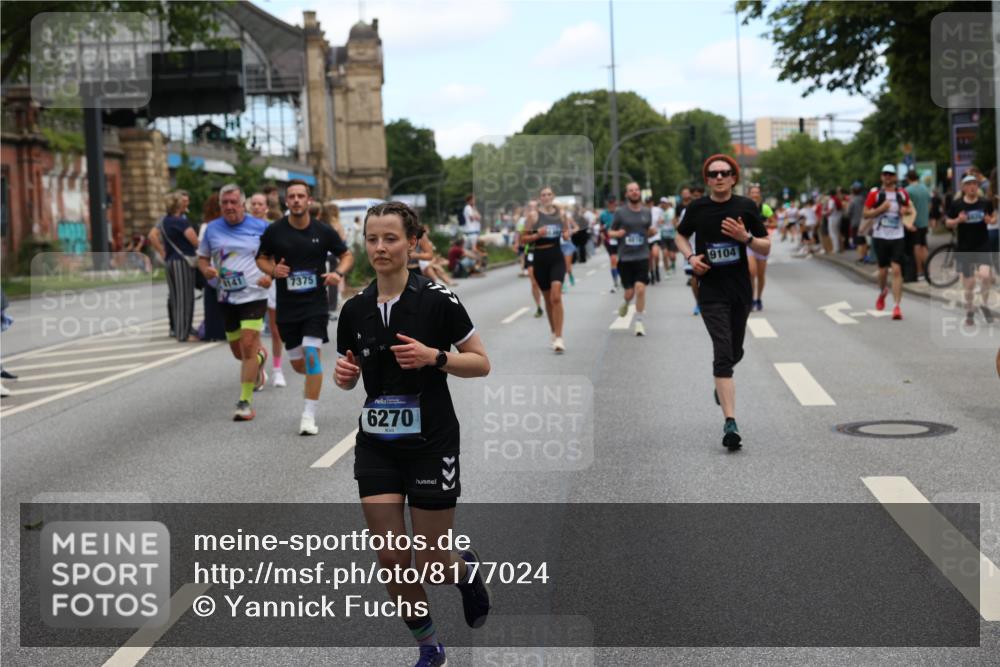 29.06.2025 - hella hamburg halbmarathon Yannick Fuchs http://msf.ph/oto/8177024 29.06.2025 11:20:19 20KM 1005, 1444, 1477, 2305, 2479, 3768, 3781, 4194, 4819, 5122, 5290, 5767, 5814, 6270, 6663, 7351, 7375, 7980, 8115, 8146, 8297, 8920, 9104, 9141, 9483, 9716, 11247, 11248, 11610, 11989, 12043, 12537, 14008, 14053, 14726, 14801, 14894, 16171, 16240, 16451, 16504, 16676, 16801, 17148, 17529, 17853, 18385, 18409, 18865 meine-sportfotos.de