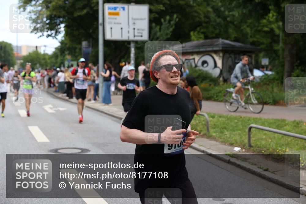 29.06.2025 - hella hamburg halbmarathon Yannick Fuchs http://msf.ph/oto/8177108 29.06.2025 11:20:20 20KM 1005, 1444, 1477, 2305, 2479, 3768, 3781, 4194, 4819, 5122, 5290, 5767, 5814, 6270, 6663, 7351, 7375, 7980, 8115, 8146, 8297, 8920, 9104, 9141, 9483, 9716, 11247, 11248, 11610, 11989, 12043, 12537, 14008, 14053, 14726, 14801, 14894, 15102, 16171, 16240, 16451, 16504, 16676, 16801, 17148, 17529, 17853, 18385 meine-sportfotos.de