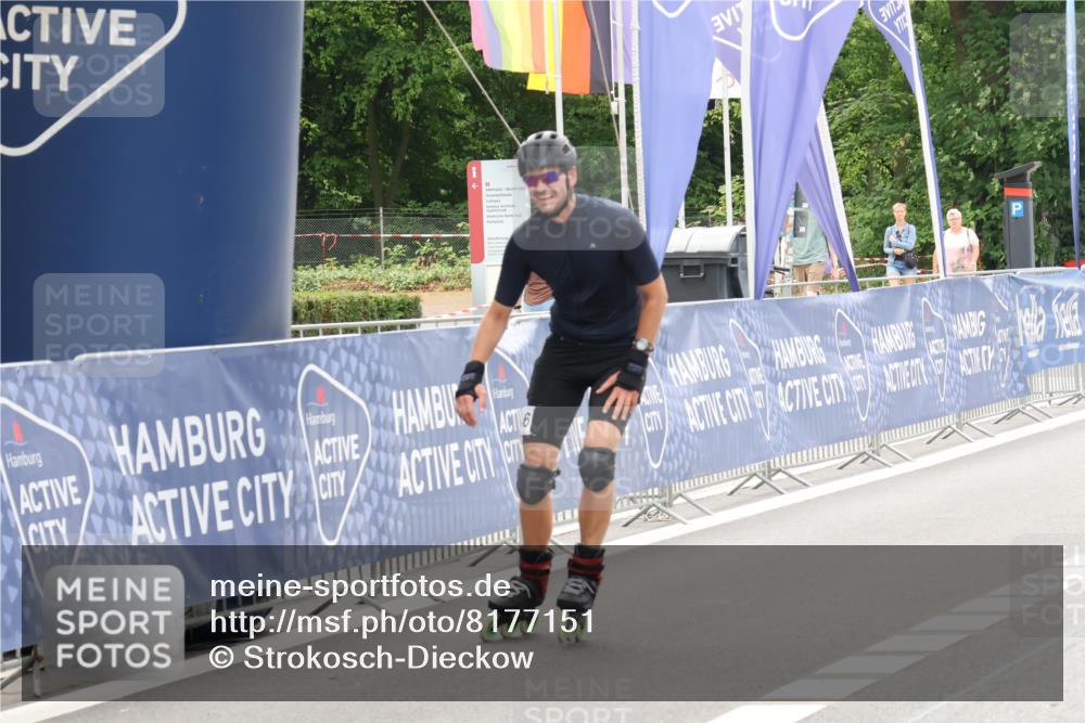 29.06.2025 - hella hamburg halbmarathon Strokosch-Dieckow http://msf.ph/oto/8177151 29.06.2025 09:18:51 Ziel 20136, 20346, 20460 meine-sportfotos.de