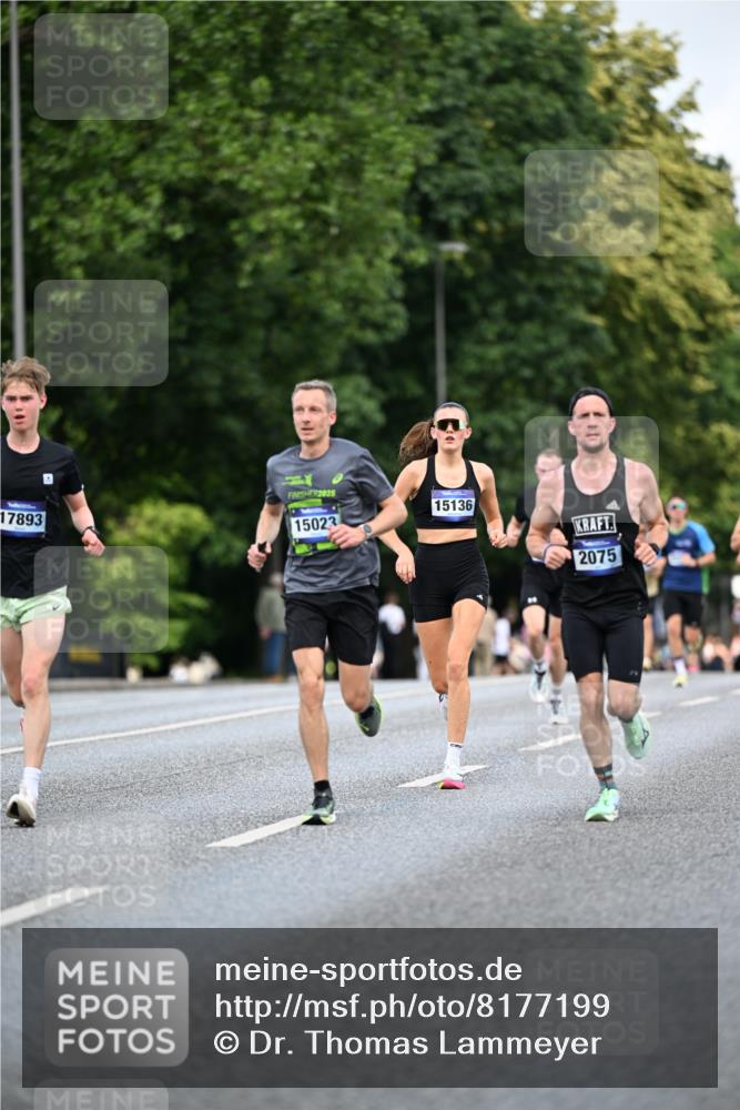 29.06.2025 - hella hamburg halbmarathon Dr. Thomas Lammeyer http://msf.ph/oto/8177199 29.06.2025 09:46:47 Kennedybrücke 2075, 2180, 2203, 2483, 6090, 7380, 8318, 8376, 9804, 10351 meine-sportfotos.de