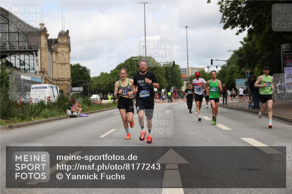 29.06.2025 - hella hamburg halbmarathon Yannick Fuchs http://msf.ph/oto/8177243 29.06.2025 10:28:01 20KM 1910, 2746, 4602, 4679, 4749, 6473, 7723, 8956, 10453, 12290, 12899, 14167, 14466, 14908, 14975, 16881, 16931, 17056, 17151, 17175, 18455, 18679, 18687, 19059 meine-sportfotos.de