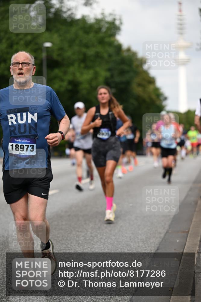 29.06.2025 - hella hamburg halbmarathon Dr. Thomas Lammeyer http://msf.ph/oto/8177286 29.06.2025 10:10:12 Kennedybrücke 1229, 1830, 1842, 2471, 2624, 3062, 4169, 4542, 5762, 6014, 7302, 7741, 8049, 8290, 8744, 8894, 8909, 9477, 9917, 10214, 10343, 10781, 10791, 10998 meine-sportfotos.de