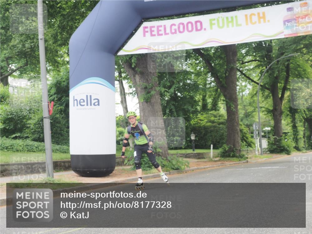 29.06.2025 - hella hamburg halbmarathon KatJ http://msf.ph/oto/8177328 29.06.2025 09:21:26 Zwischen KM18-KM19  meine-sportfotos.de