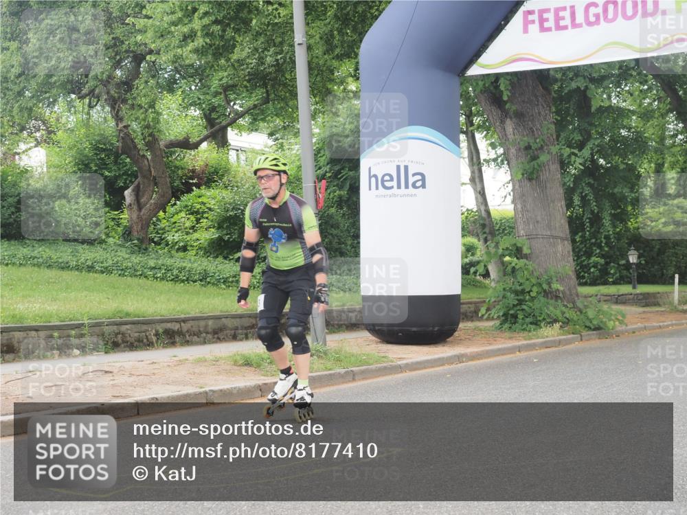 29.06.2025 - hella hamburg halbmarathon KatJ http://msf.ph/oto/8177410 29.06.2025 09:21:27 Zwischen KM18-KM19  meine-sportfotos.de