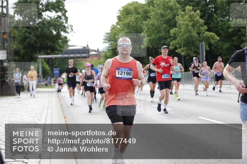 29.06.2025 - hella hamburg halbmarathon Jannik Wohlers http://msf.ph/oto/8177449 29.06.2025 10:22:30 Lombardsbrücke 1029, 1853, 2766, 3003, 3029, 3034, 5223, 5629, 6578, 6784, 6785, 7266, 7891, 9133, 9913, 10205, 10826, 12190, 13560, 13921, 14525, 14801, 15469, 15870, 16565, 16566, 16618, 16801, 16863, 17657 meine-sportfotos.de