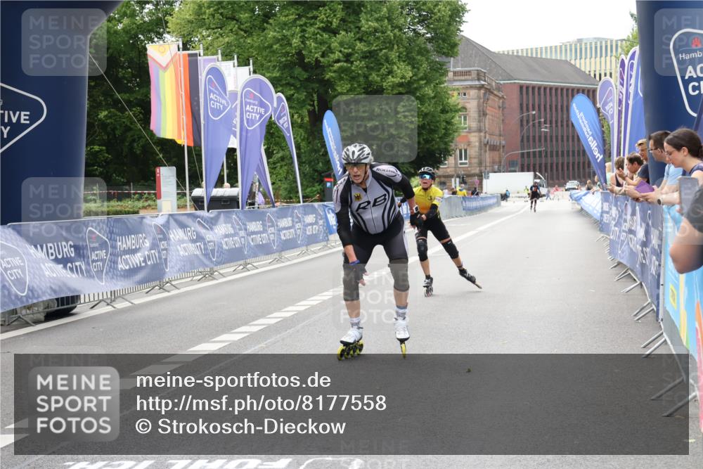 29.06.2025 - hella hamburg halbmarathon Strokosch-Dieckow http://msf.ph/oto/8177558 29.06.2025 09:19:05 Ziel 20010, 20235, 20383 meine-sportfotos.de