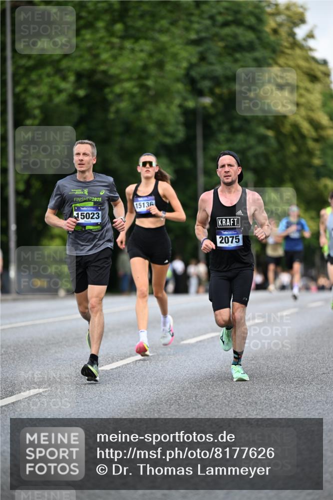 29.06.2025 - hella hamburg halbmarathon Dr. Thomas Lammeyer http://msf.ph/oto/8177626 29.06.2025 09:46:48 Kennedybrücke 2075, 2180, 2203, 2483, 6090, 8318, 8376, 9804, 10351 meine-sportfotos.de