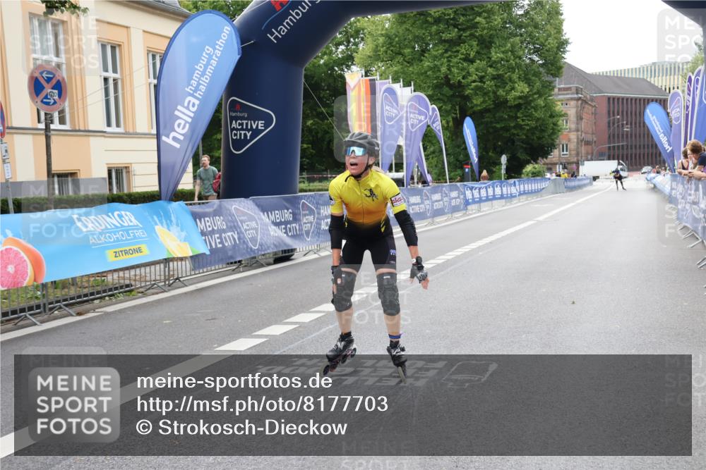 29.06.2025 - hella hamburg halbmarathon Strokosch-Dieckow http://msf.ph/oto/8177703 29.06.2025 09:19:07 Ziel 20010, 20091, 20383 meine-sportfotos.de
