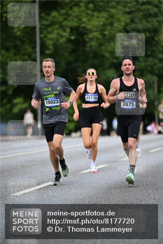 29.06.2025 - hella hamburg halbmarathon Dr. Thomas Lammeyer http://msf.ph/oto/8177720 29.06.2025 09:46:49 Kennedybrücke 2075, 2180, 2203, 2483, 6090, 8318, 8376, 9804, 10351 meine-sportfotos.de