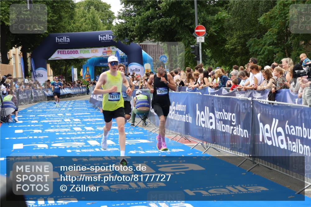 29.06.2025 - hella hamburg halbmarathon Zöllner http://msf.ph/oto/8177727 29.06.2025 10:28:27 Ziel 3075, 5328, 12529, 14140, 16711 meine-sportfotos.de
