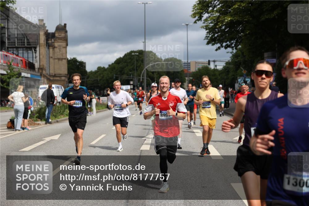 29.06.2025 - hella hamburg halbmarathon Yannick Fuchs http://msf.ph/oto/8177757 29.06.2025 10:42:19 20KM 1320, 1914, 2213, 2340, 2708, 3747, 4324, 4601, 5024, 5362, 5528, 5915, 6081, 6836, 7367, 7599, 8234, 8927, 9262, 9538, 9544, 9626, 11211, 11961, 12549, 12685, 12747, 13007, 13570, 13614, 13948, 14383, 14618, 14619, 14797, 15309, 15333, 15573, 15590, 15629, 15735, 15808, 16149, 16205, 16414, 16766, 18206, 18430, 18476, 18790, 18836, 18922, 18963, 18974, 19181 meine-sportfotos.de