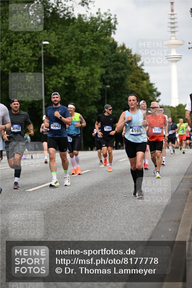 29.06.2025 - hella hamburg halbmarathon Dr. Thomas Lammeyer http://msf.ph/oto/8177778 29.06.2025 10:10:15 Kennedybrücke 1229, 1830, 1842, 2471, 2624, 3062, 4169, 4542, 5431, 5762, 6014, 7741, 8049, 8290, 8744, 8894, 8909, 9477, 9917, 10214, 10781, 10998 meine-sportfotos.de