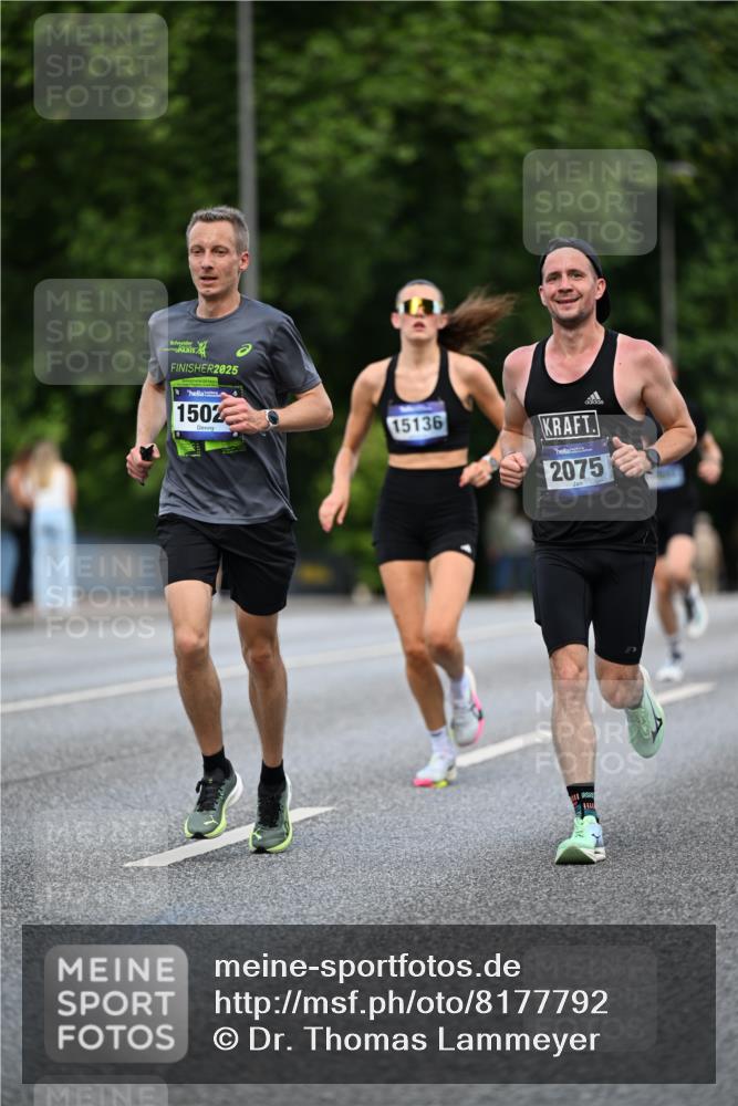29.06.2025 - hella hamburg halbmarathon Dr. Thomas Lammeyer http://msf.ph/oto/8177792 29.06.2025 09:46:49 Kennedybrücke 2075, 2180, 2203, 2483, 6090, 8318, 8376, 9804, 10351 meine-sportfotos.de